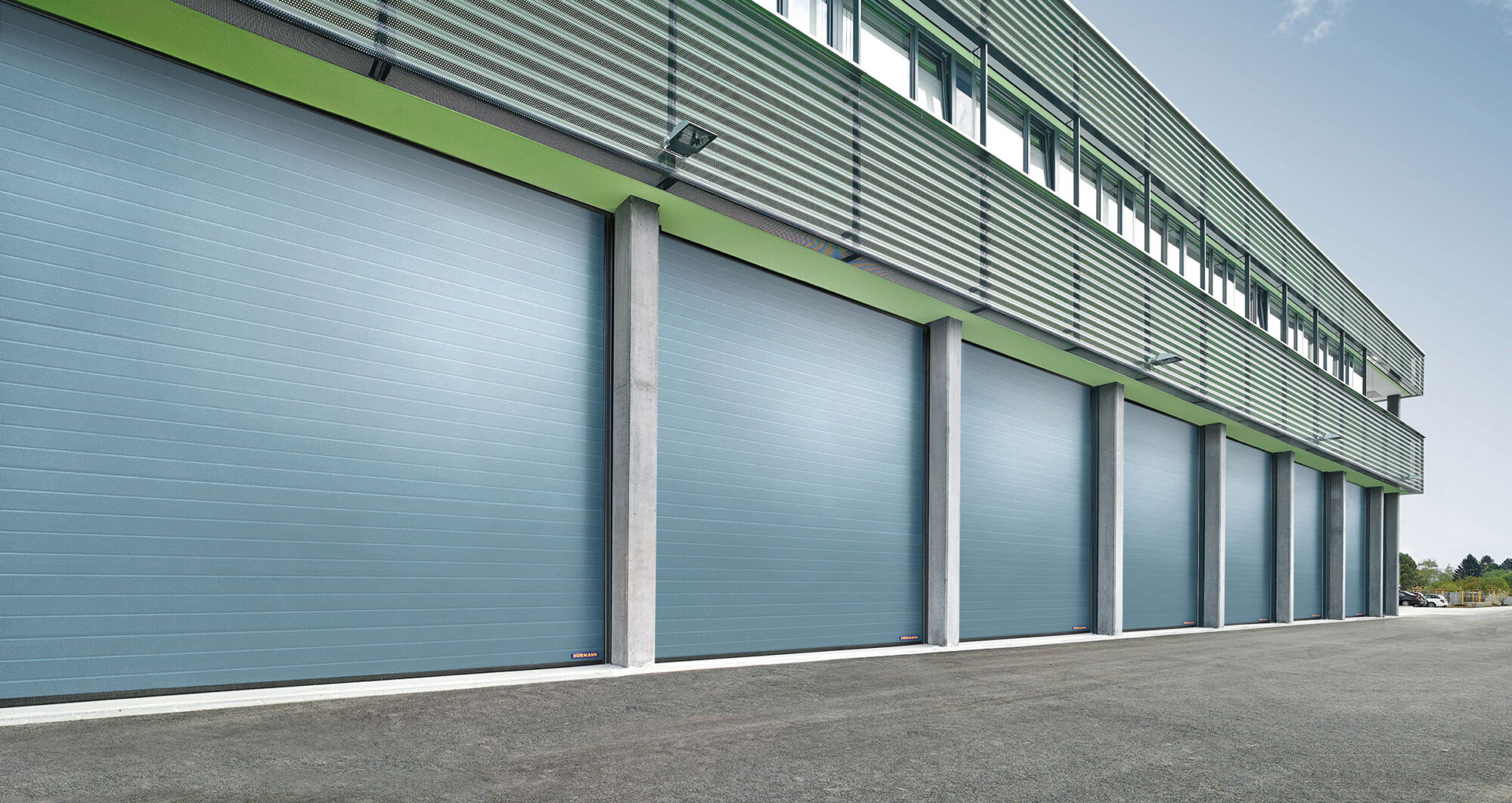 Residential & Commercial Garage Doors - Hörmann